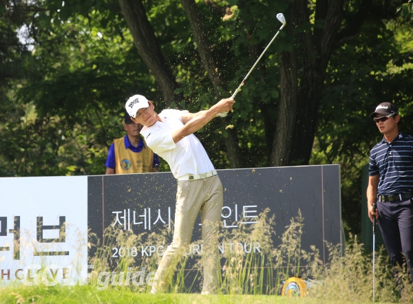 KB금융 리브챔피언십 2R 이성민 티 샷