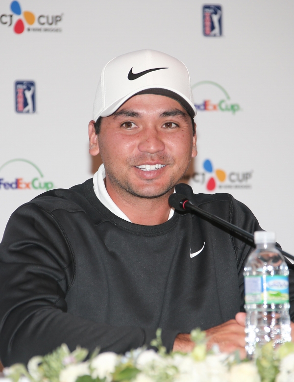 제이슨 데이가 미소를 지으며 인터뷰를 하고 있다(사진 제공:JNA GOLF)