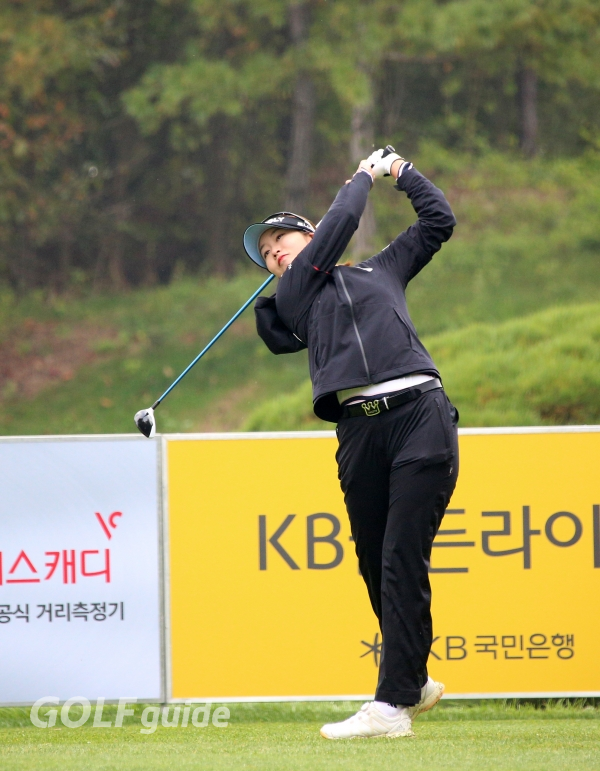 KB금융 스타챔피언십 1R 유효주 티 샷