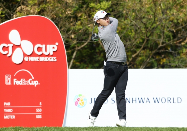 김시우가 3번홀에서 티샷을 하고 있다(사진 제공:JNA GOLF)