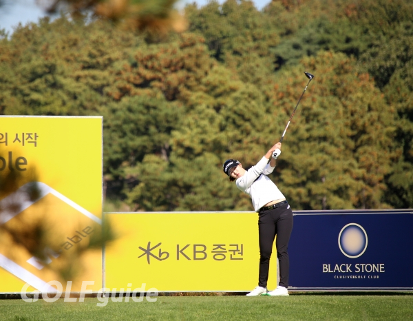 KB금융 스타챔피언십 2R 유효주 티 샷